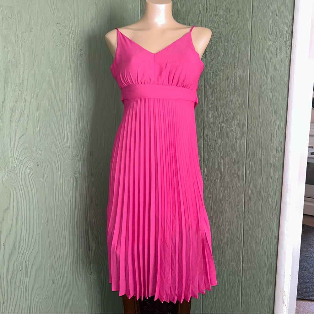 NWT Hot pink pleated Jessica Simpson dress woman’s XS